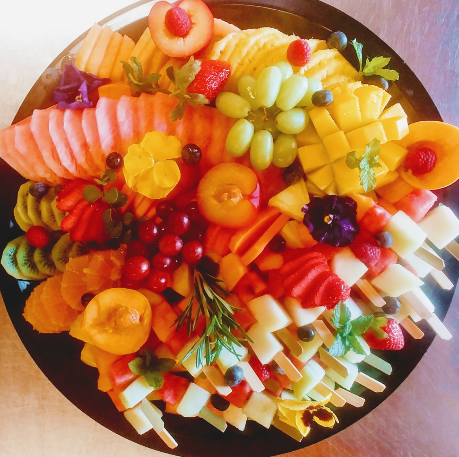 Fruit Platters New World At Brad Perez Blog