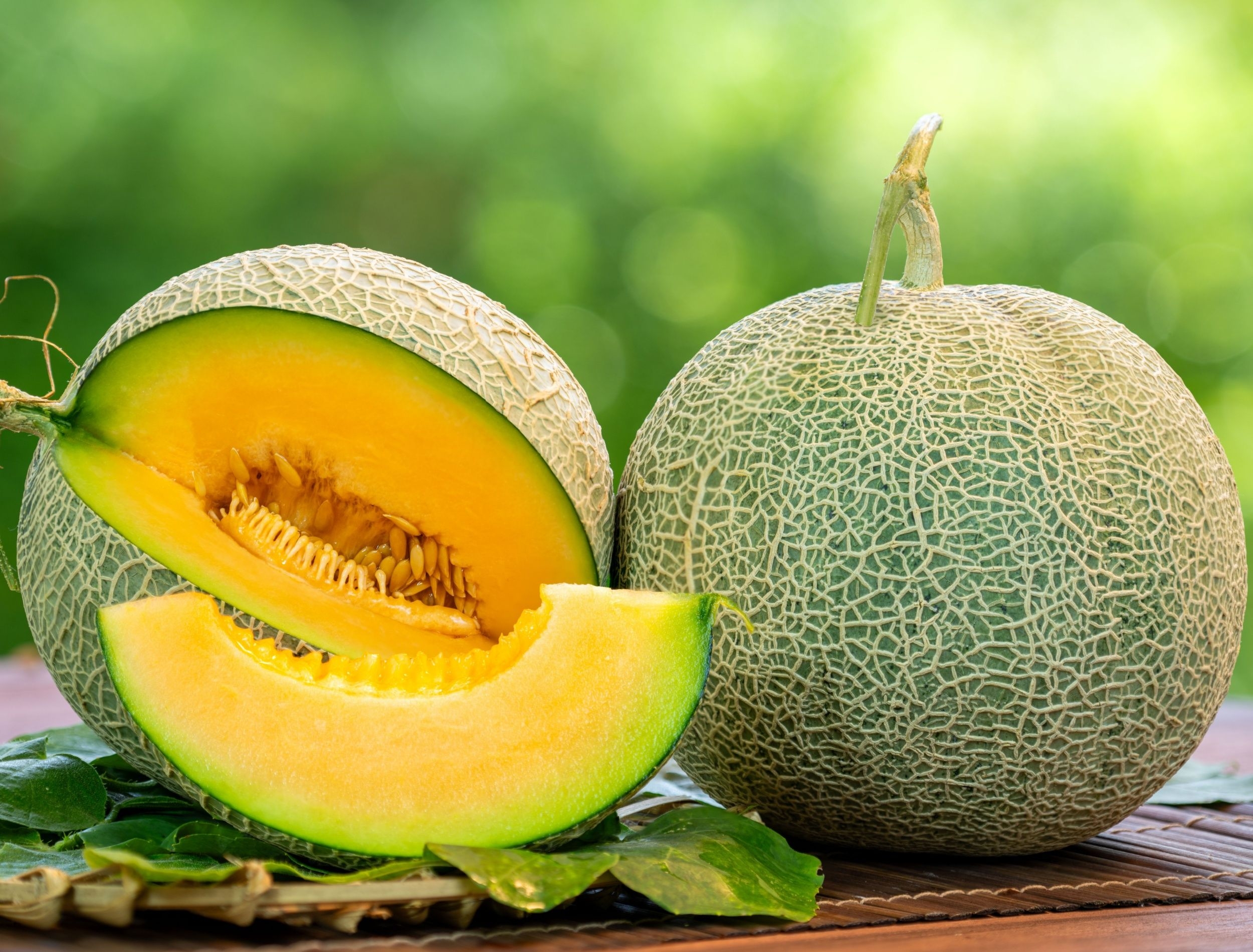 5 Fruits That Are In Season During The Summer