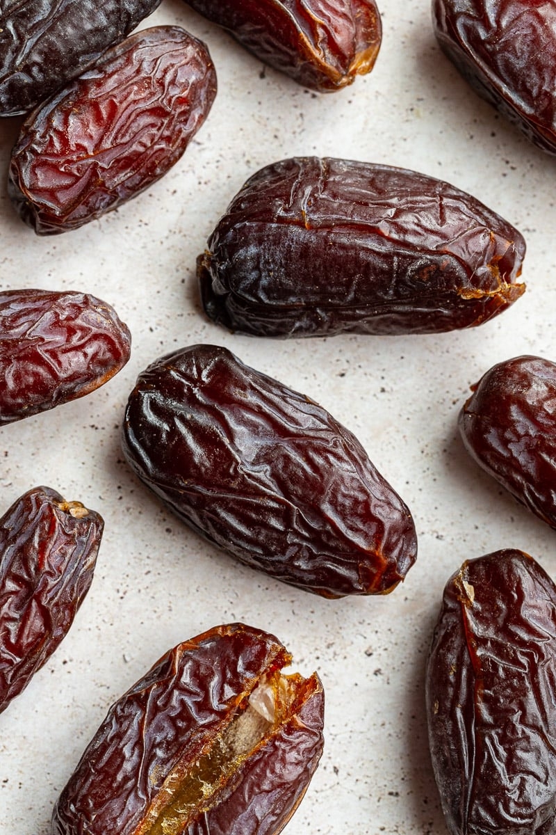 Dates 101 Food With Feeling