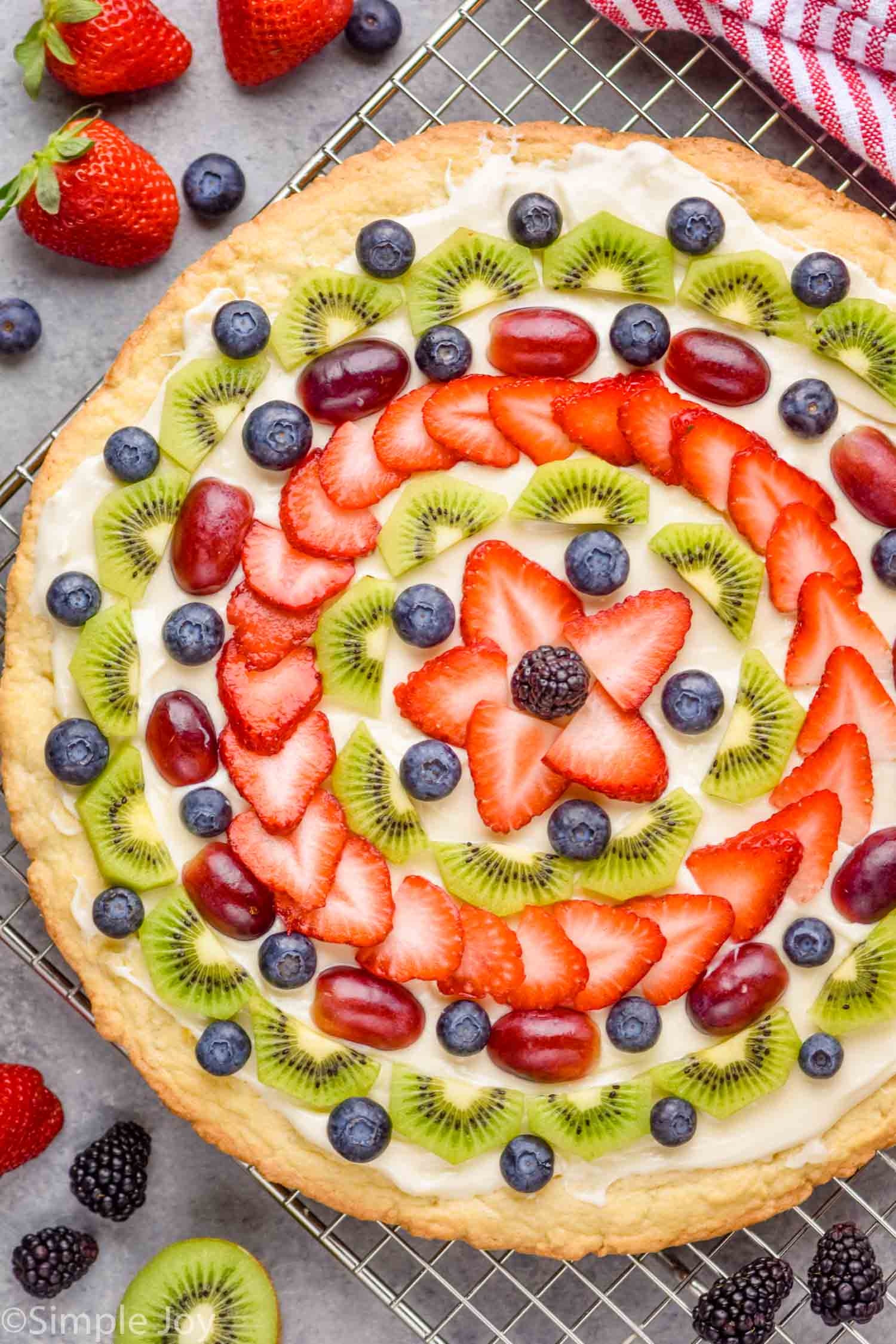 pictures of fruit pizza
