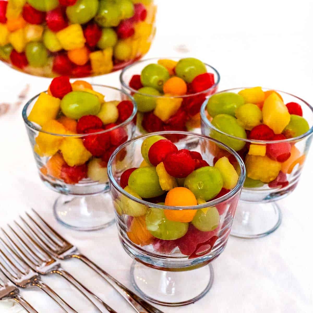 Grand Fruit Bowl