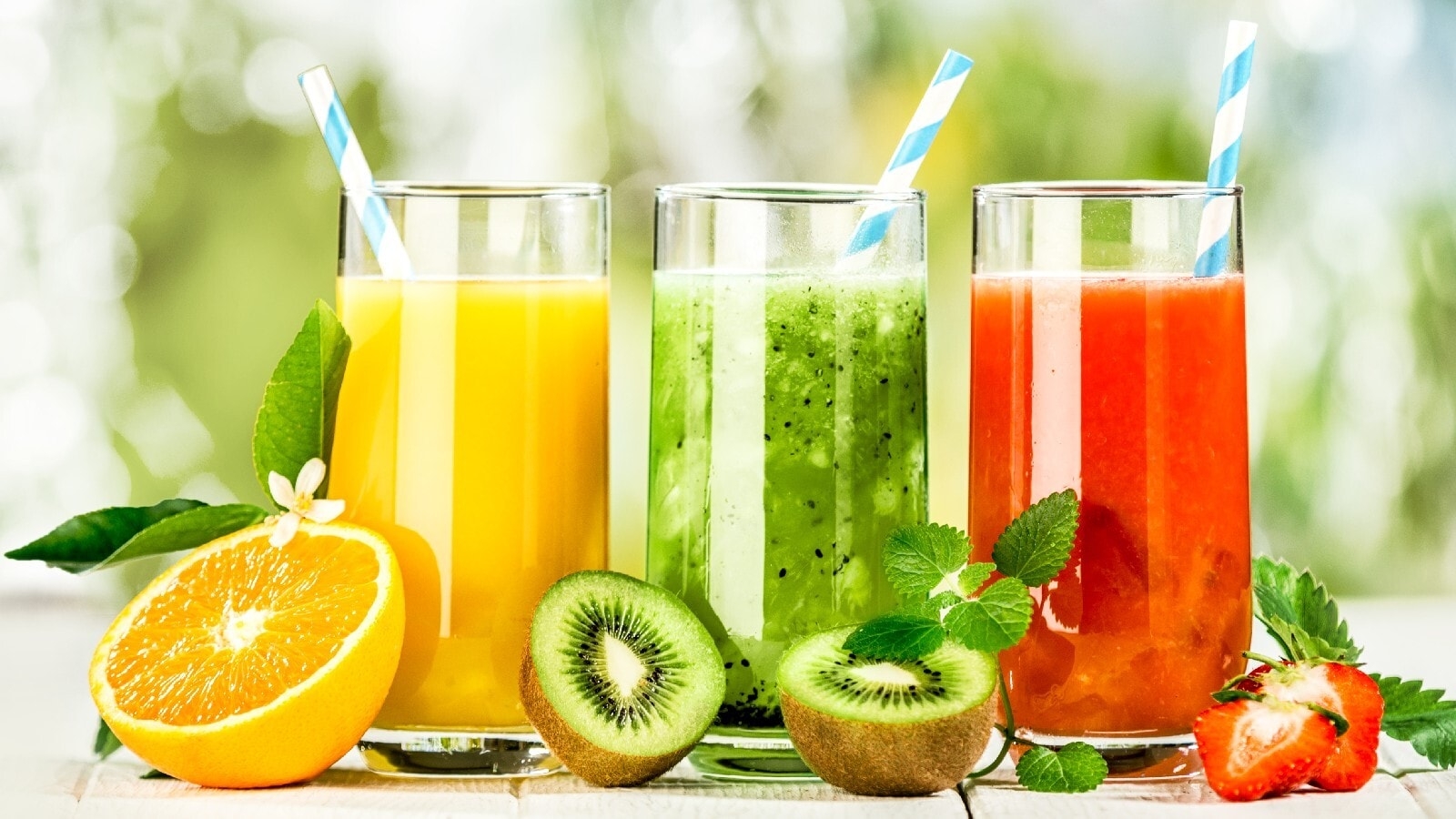 Here s Why Eating Whole Fruits Are Better Than Drinking Fruit Juice HealthShots