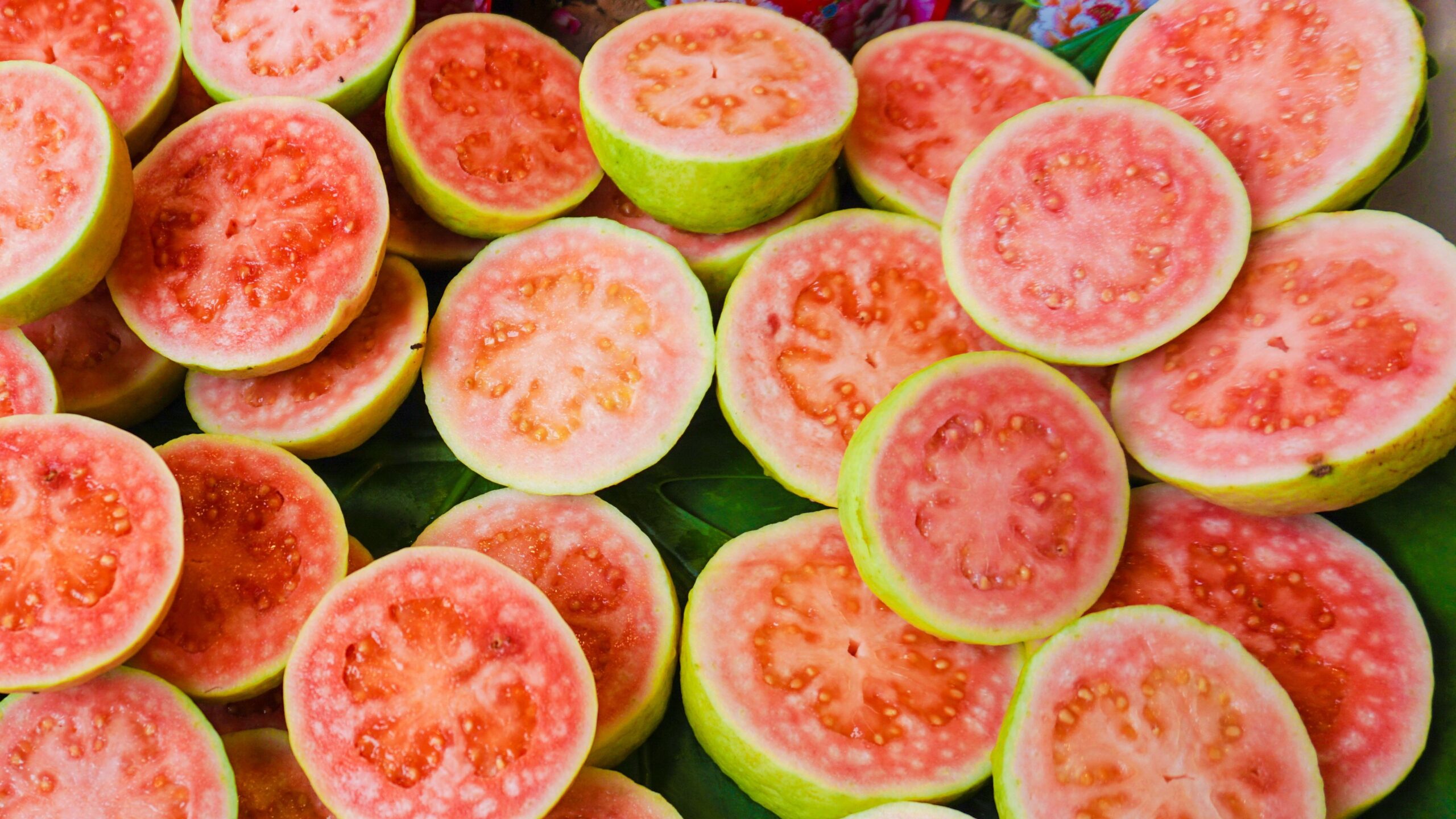 pictures of guava fruit