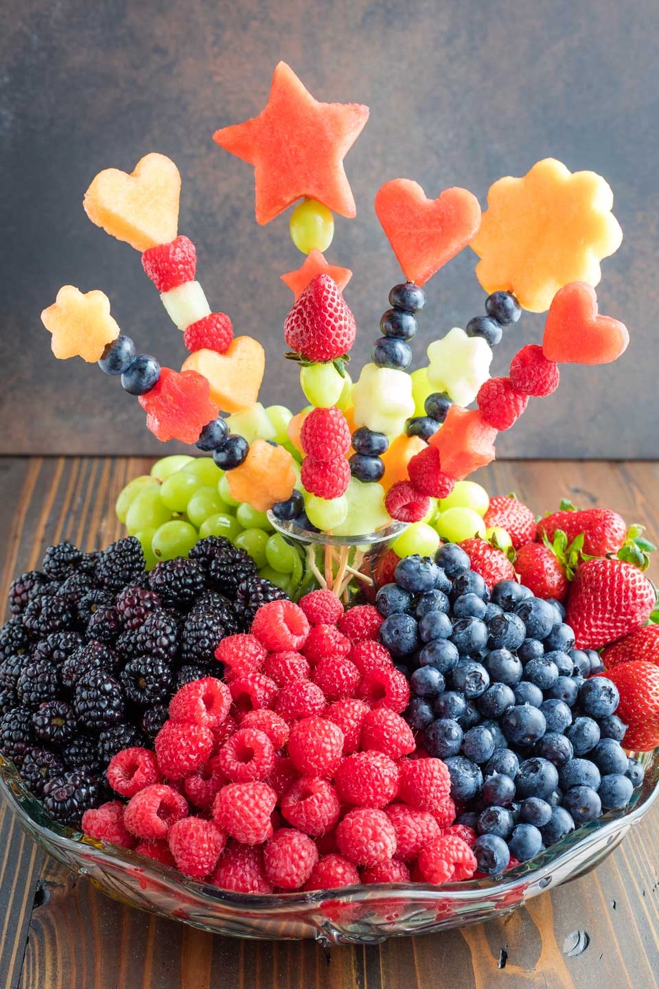 How To Make Fruit Kabobs And DIY Fruit Bouquets