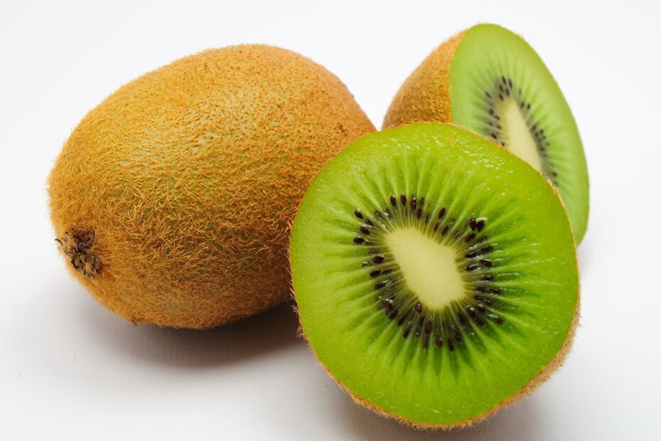 Kiwi Description Fruit Nutrition Species U0026 Facts Britannica