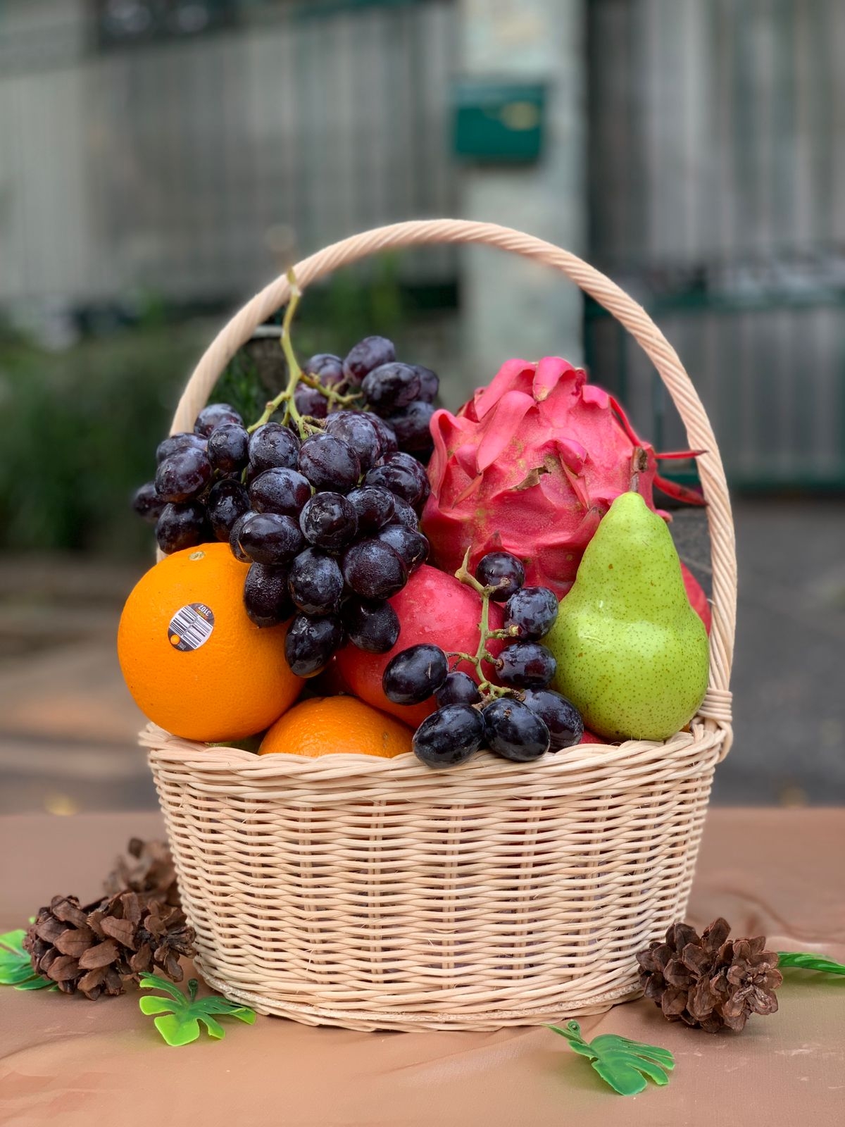 Parcel Buah Fruit Basket Indonesia TBH 010 Parselia