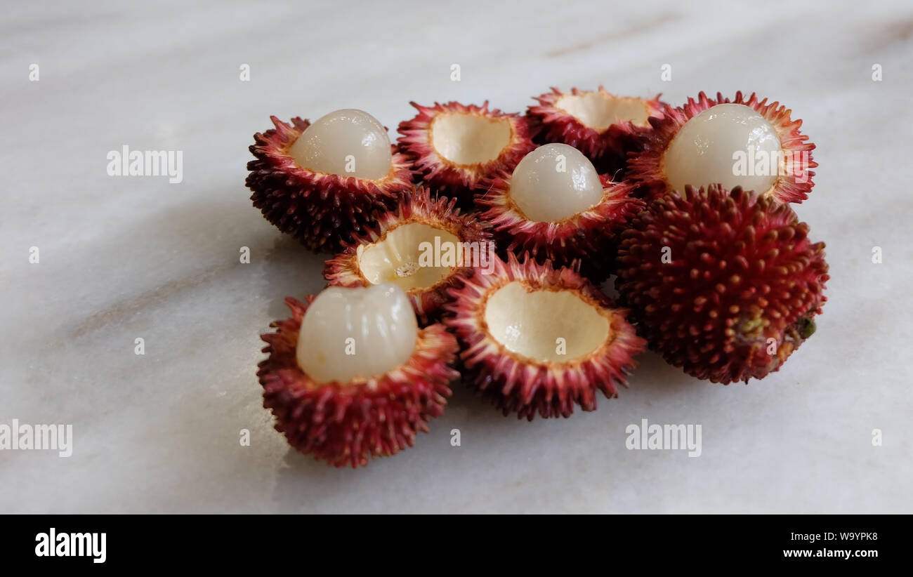 fleshy fruits names with pictures
