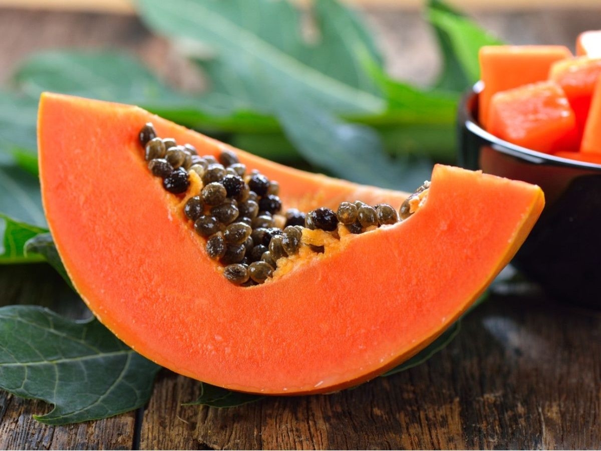 Using Papaya Fruit How To Use Papaya Harvested From Your Garden 