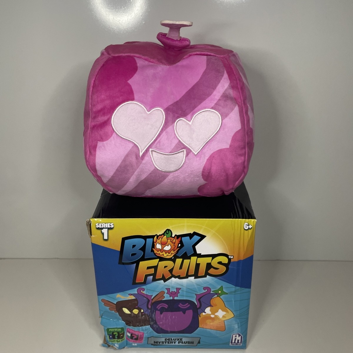 Blox Fruit ROBLOX Gorgeous Legendary Love Fruit With Box Series 1 