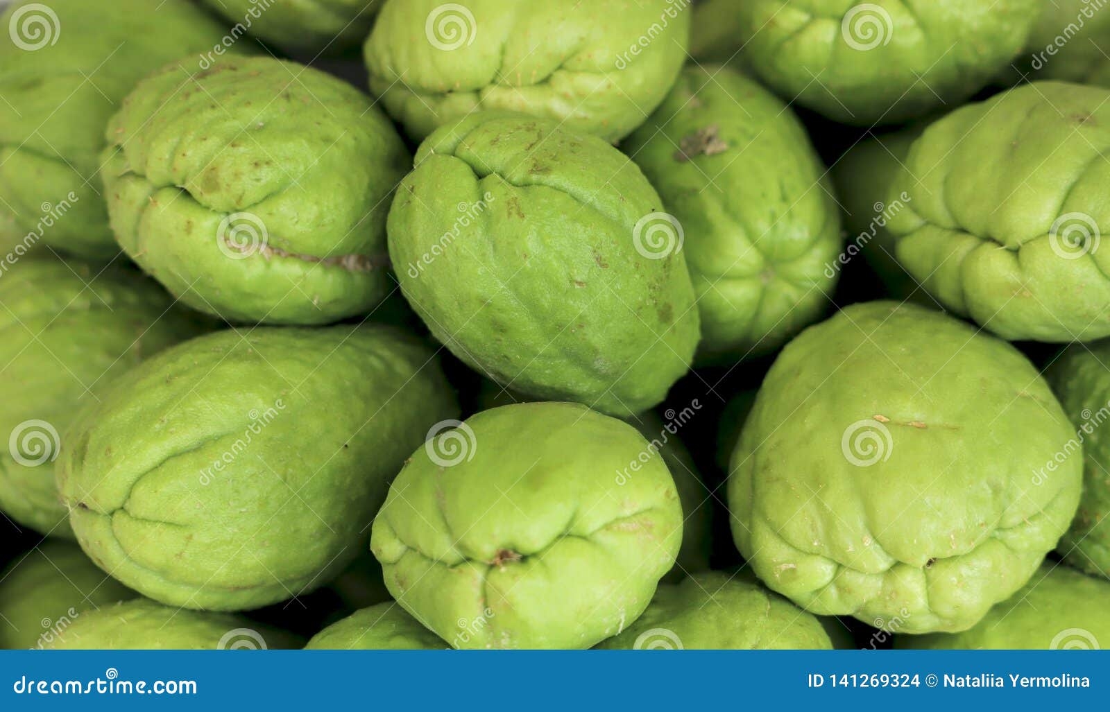 green exotic fruit pictures